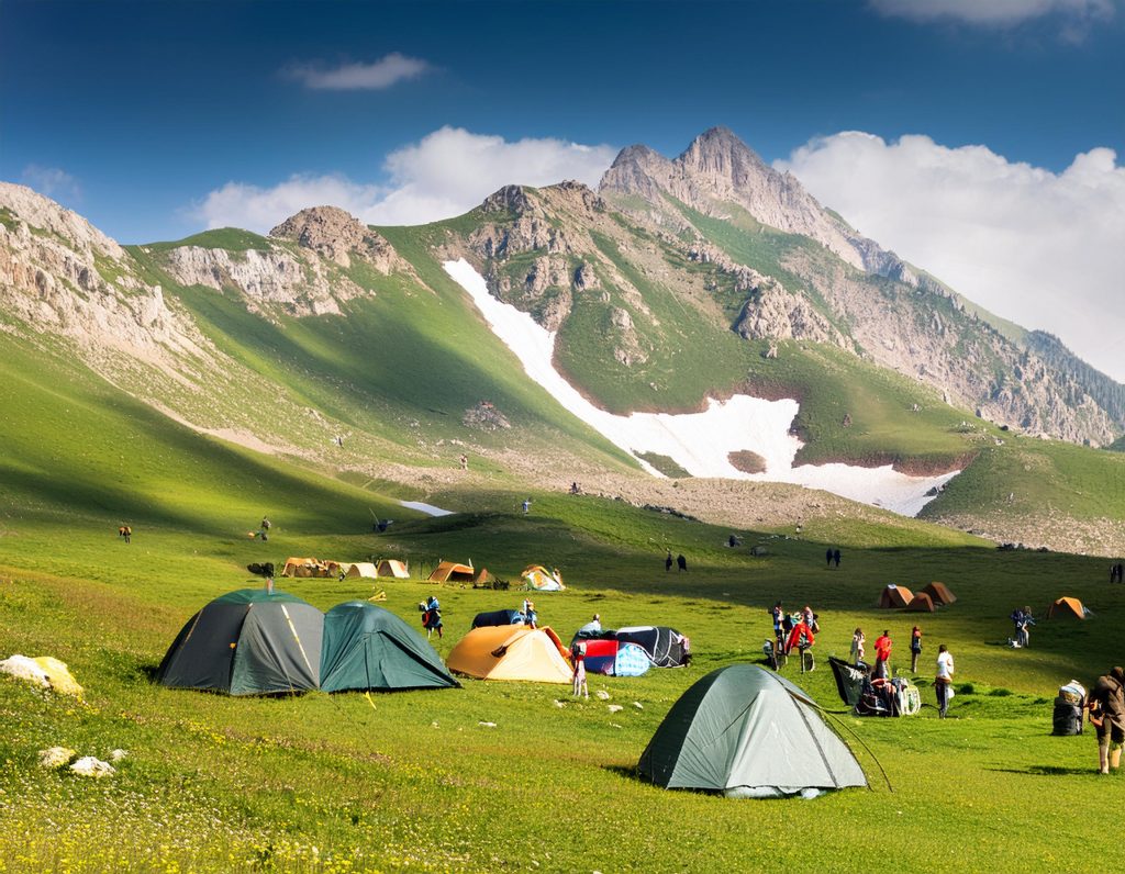 Elevit Yaylası Kamp Alanları