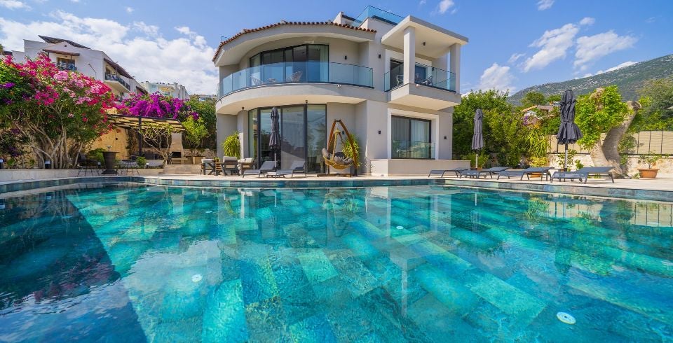TÜRSAB Belgeli Güvenilir Villa Kiralama Sitesi: Akdeniz Villam