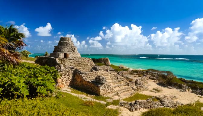 Meksika Yucatán Yarımadası Maya kalıntıları