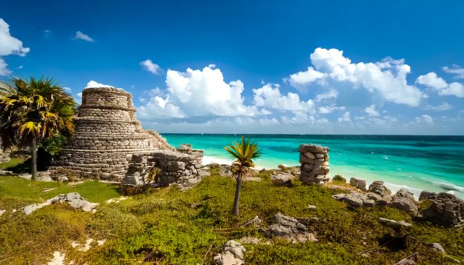 Meksika Yucatán Yarımadası: Maya Kalıntıları ve Berrak Plajlar